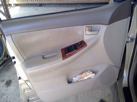 2005 TOYOTA COROLLA, GOLD, LE, 1.8 AT,   Z25082